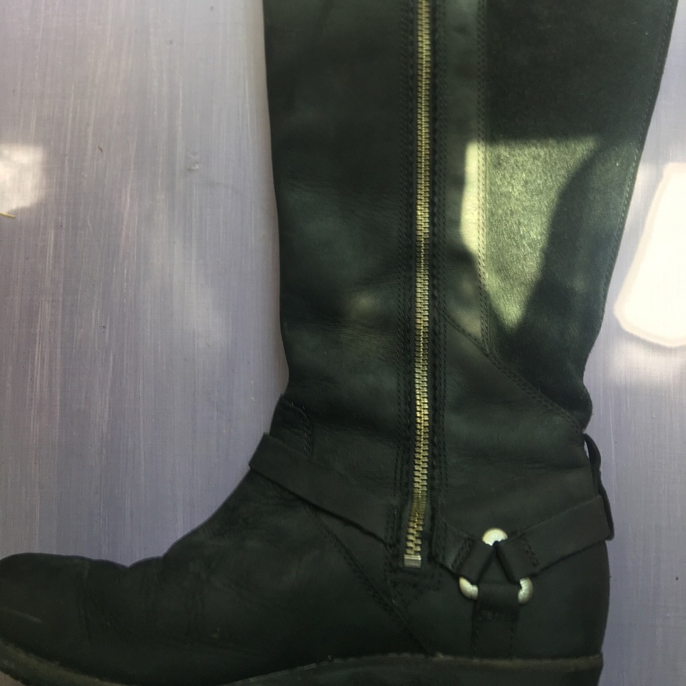 Black Teva Boots